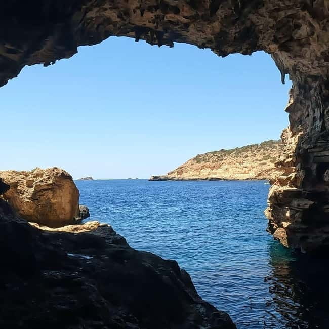 Mallorca: Private Boat Tour with Snorkeling & Snacks - Exploring the Mallorca Private Boat Experience in Detail