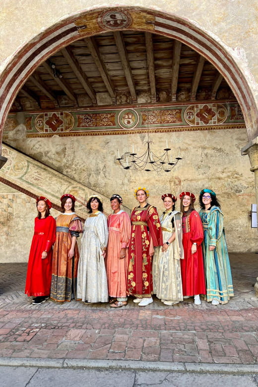 Malpaga Castle guided tour with period dresses - Who Will Love This Experience?