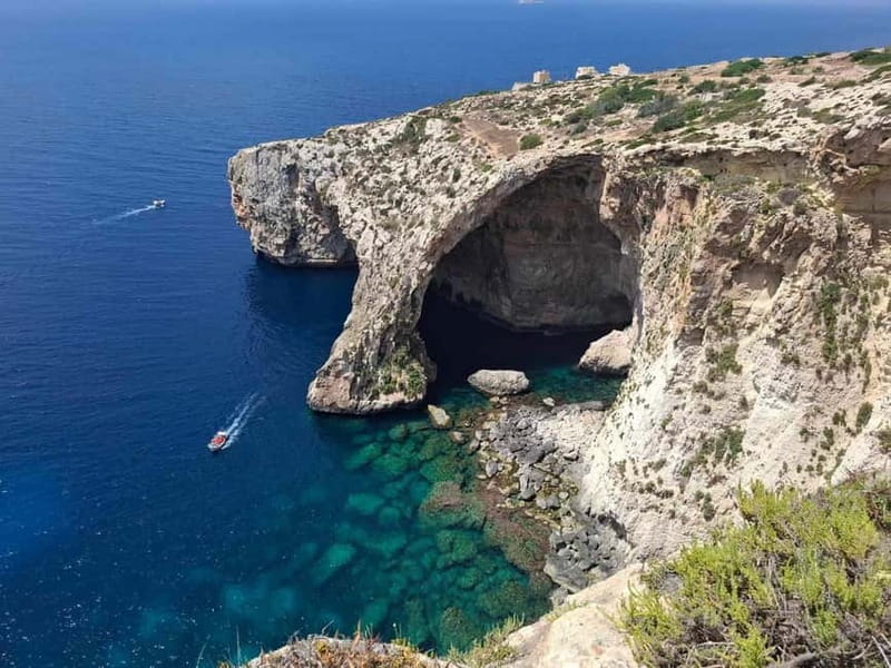 Malta: 5 hr Vintage Bus Tour - Mdina & Blue Grotto inc. food - Practical Advice for Travelers