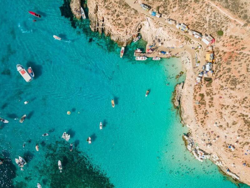 Malta, Gozo & Comino: Archipelago Charter. Duration 8 hours. - Malta, Gozo & Comino: Archipelago Charter — A Luxurious 8-Hour Sea Adventure