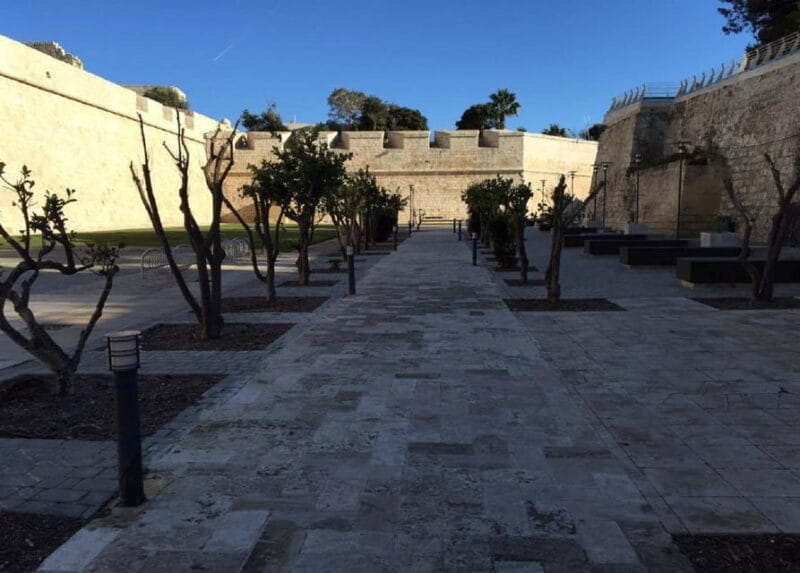 Malta: Mdina and Rabat Walking Tour with Catacombs - Practical Tips for Your Tour Experience