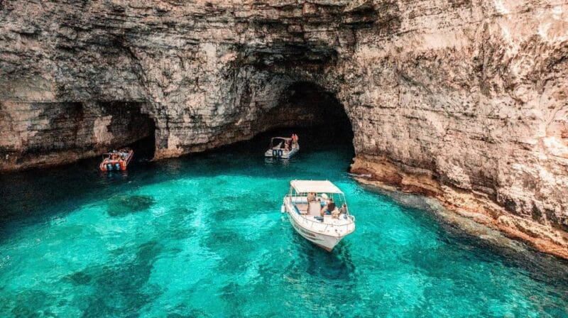 Malta: Private Charter around Comino and Blue lagoon - Who is this tour best for?