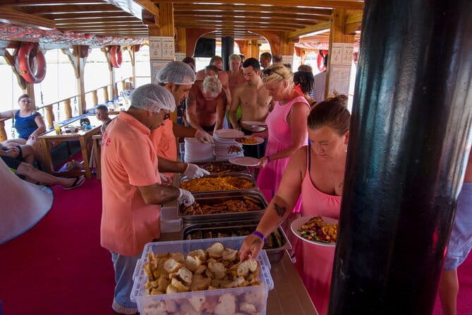 Manavgat Boat Tour from Side - The Experience from Reviews