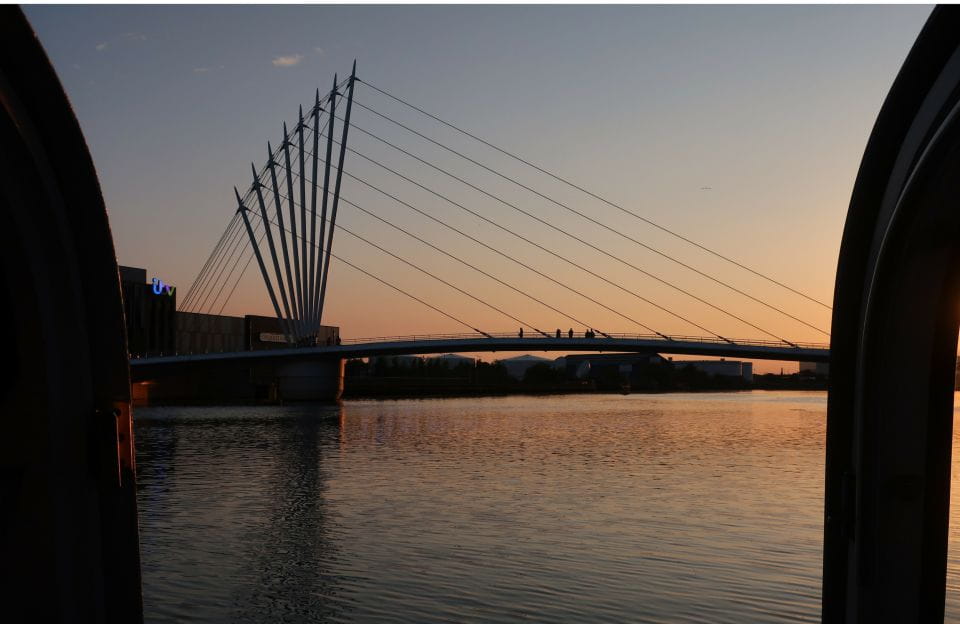 Manchester: Elvis-on-the-River Cruise - Live Elvis Tribute