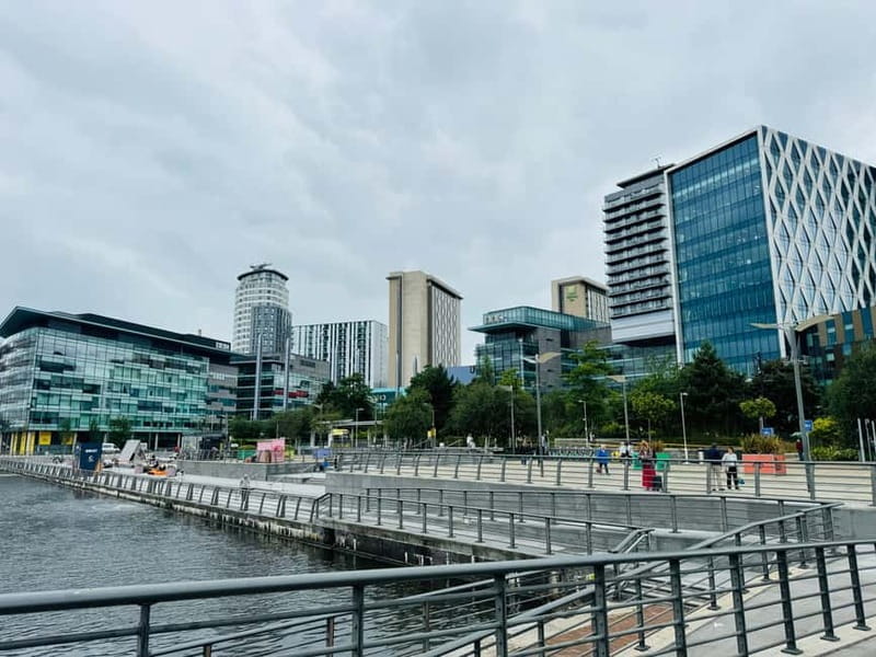 Manchester Outer City Trip - Salford Quays and The Lowry: Art and Industry