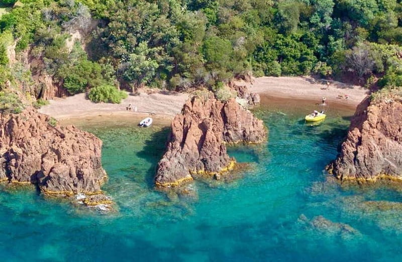 Mandelieu: Visit and aperitif by private boat - Key Points / Takeaways