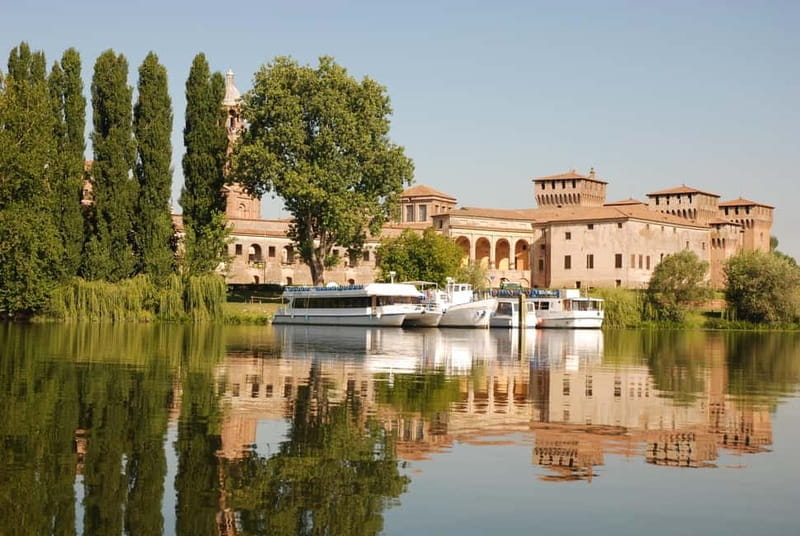 Mantua Lakes and Vallazza Oasis: a timeless boat trip - Discovering Mantua from the Water: A Practical Guide