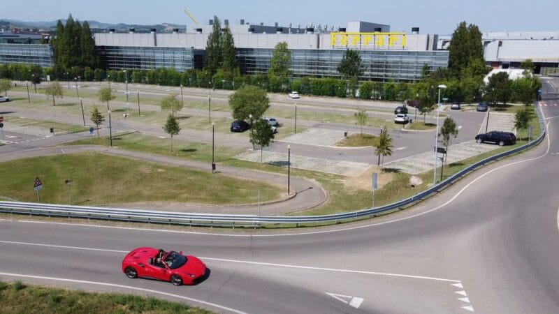 Maranello: Test Drive Ferrari 488 Spider - Duration and Flexibility