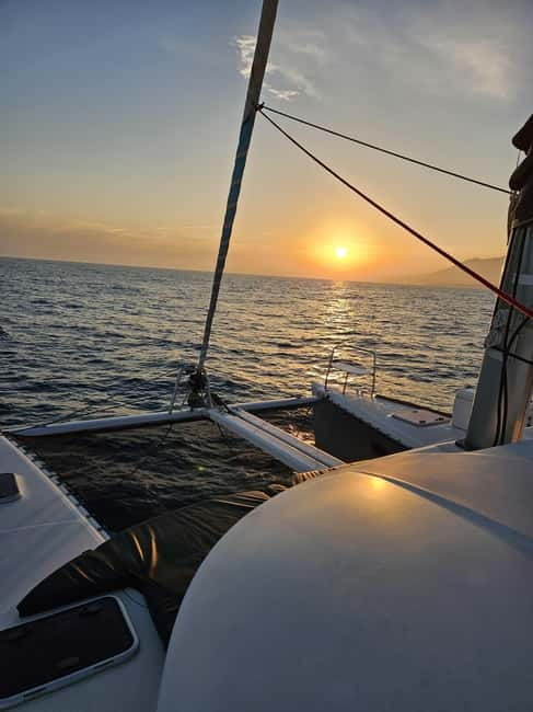 Marbella: Catamaran Sunset Cruise with Snacks and Drinks - Key Points / Takeaways