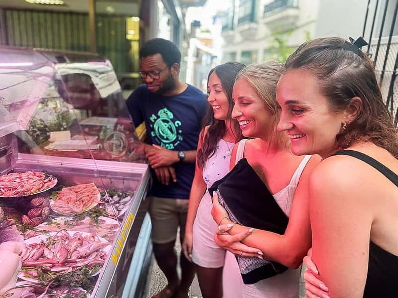 Marbella: Guided Market Tour with Tapas and Wine Pairings - Discovering Marbella’s Market Life
