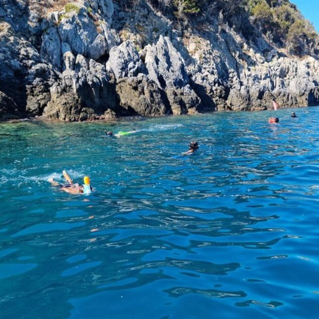 Maremma: Sea's Treasures - Tour and snorkelling on a dinghy - Snorkeling and Marine Exploration with a Local Expert