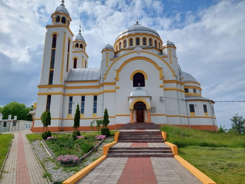 Margins of Sibiu: A Journey Through Tradition and Nature - Who This Tour Is Perfect For