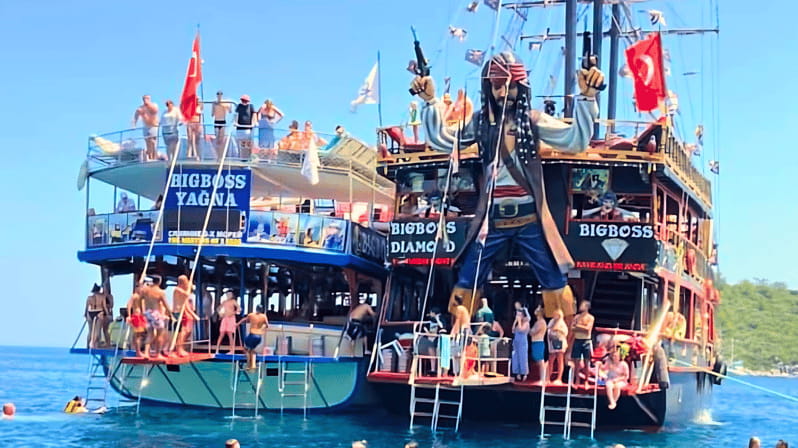 Marmaris: Big Boss Diamond Pirate Boat Trip - The Atmosphere & Activities: Making It Memorable