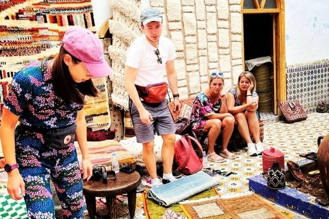 Marrakech: 3-Hour Colorful Souks Tour - Desert Silence and Sunset