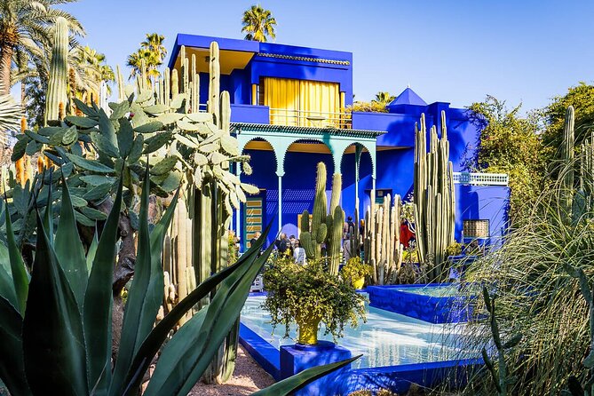 Marrakech Private Full-Day Guided City Tour With Transportation - Booking and Cancellation