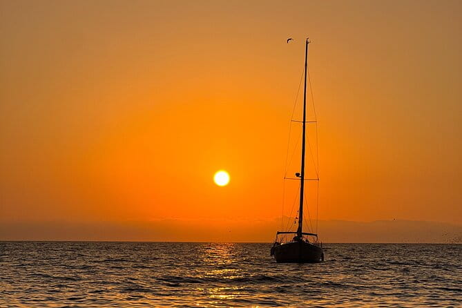 Marriage Proposal Boat Trip in Barcelona - Who This Experience Suits Best