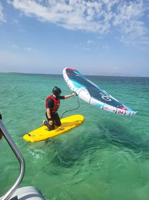 Marsala: Wingfoil Lesson with Boat Ride - FAQs