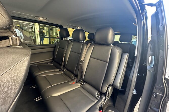 Marseille Airport Transfer to Cruise Port - Entering the Marseille Airport: First Impressions