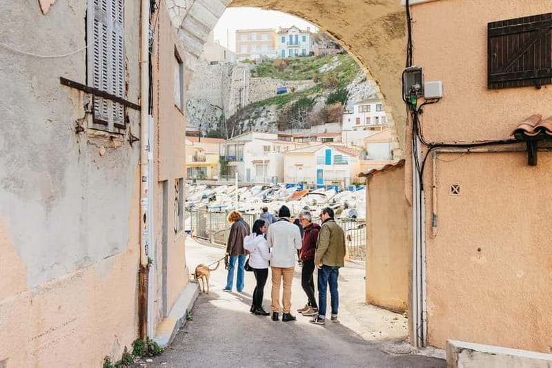 Marseille: Guided Off-the-Beaten-Path Neighborhood Walk - Scenic Overlooks and Historic Insights