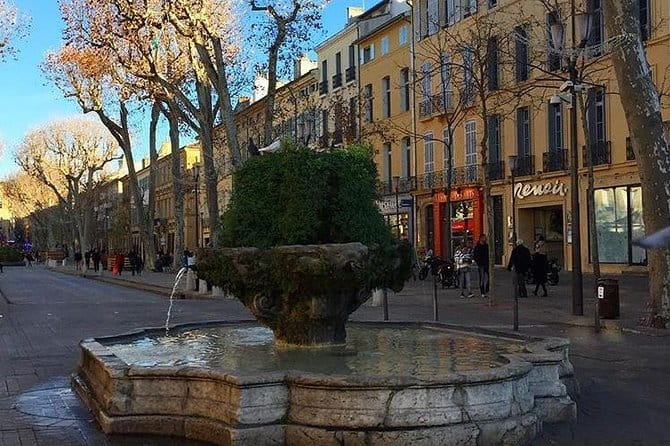 MARSEILLE Shore Excursion : Taste of Provence Aix and Cassis - An Honest Look at Marseille’s "Taste of Provence" Shore Excursion