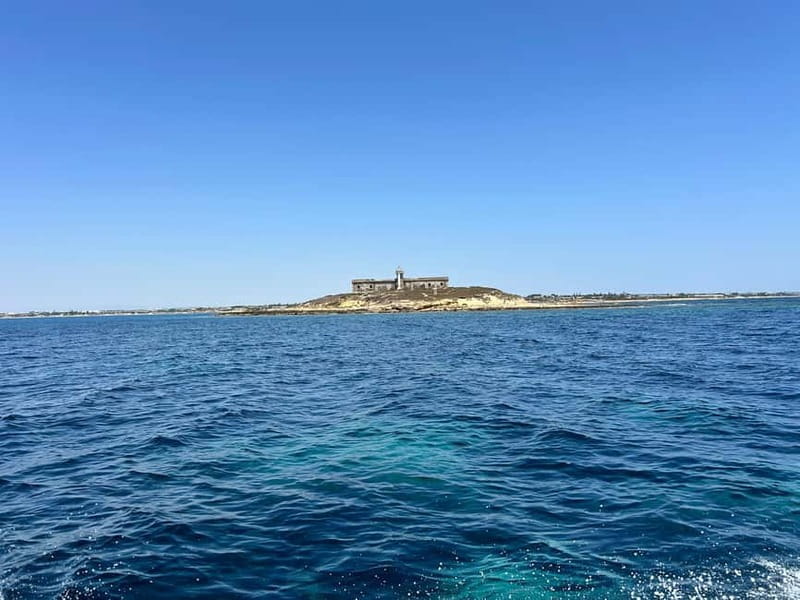 Marzamemi: Private Tour to Ciriga Sea Stacks with Aperitif - Key points / Takeaways