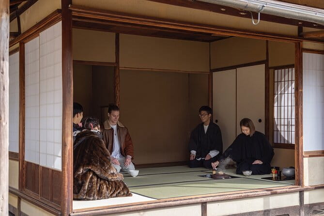 Matcha Moments: Kyotos Zen Temple Teahouse - Tranquility and Reflection