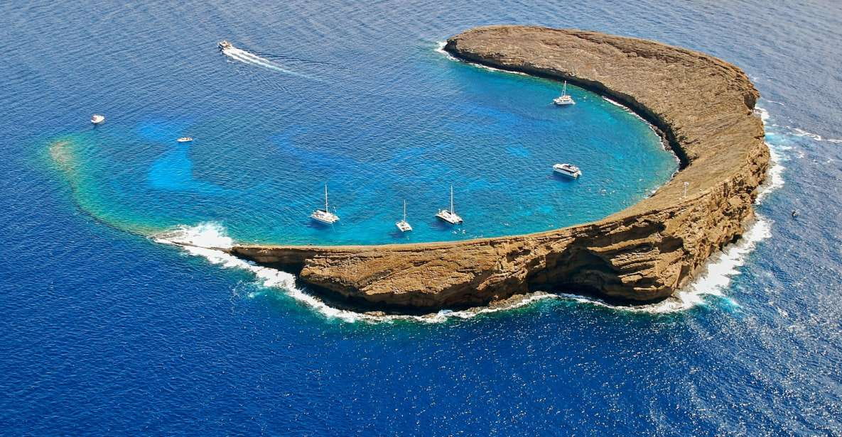 Maui: Molokini Snorkel and Performance Sail With Lunch - Snorkeling in Crystal Clear Waters
