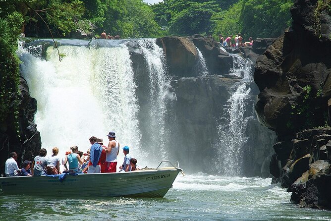 Mauritius : Full Day All Inclusive Ile Aux Cerfs Catamaran Cruise - Catamaran Tour Operator and Logistics