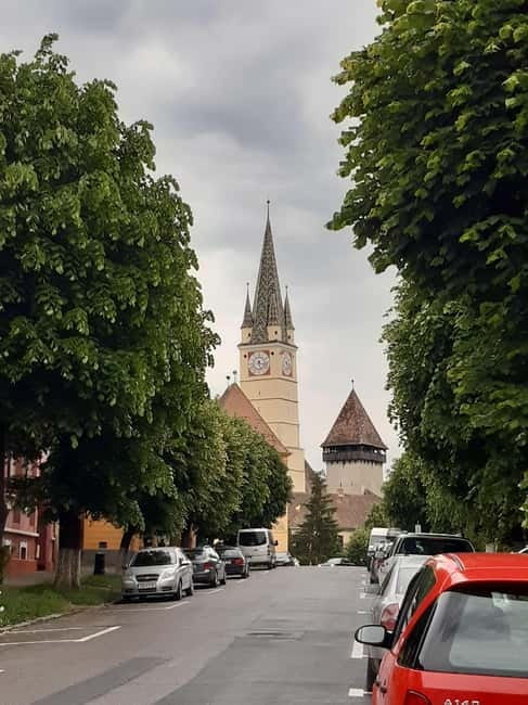 Medias: Guided Historical Walking Tour - Key points / Takeaways