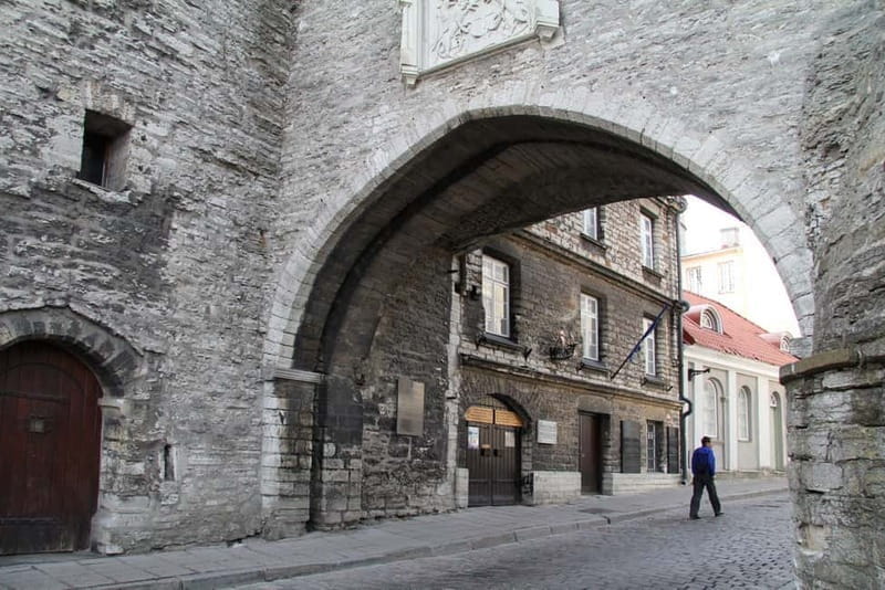Medieval Tallinn 2-Hour Old Town Walking Tour - FAQ