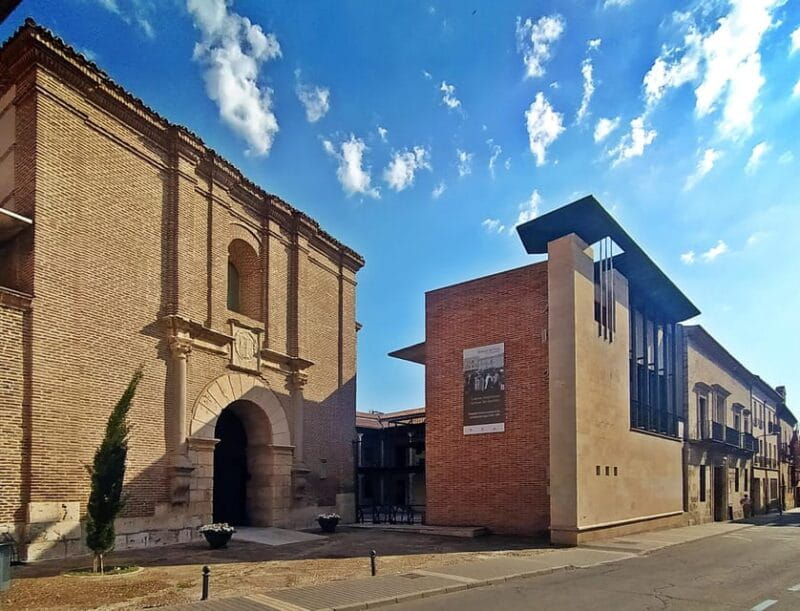 Medina del Campo: Museo de las Ferias - Archivo Simón Ruiz: General Admission - Exploring the Museum’s Setting: More Than Just Artifacts