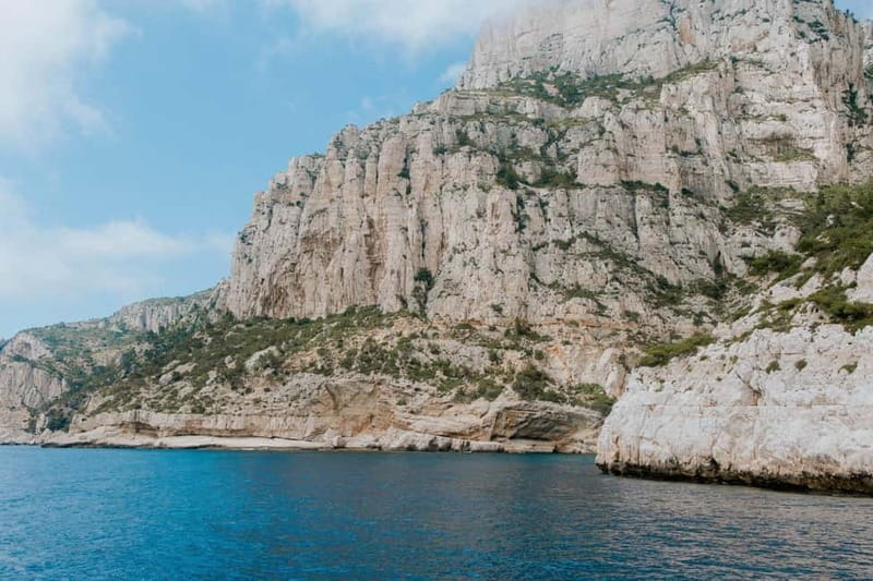 Mediterranean Dream: Cassis, Calanques boat & appetizer - An Ideal Introduction to Provence’s Coastal Charm