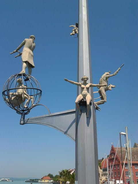 Meersburg: Public city tour with wine tasting - Price and Logistics: Is It Worth It?