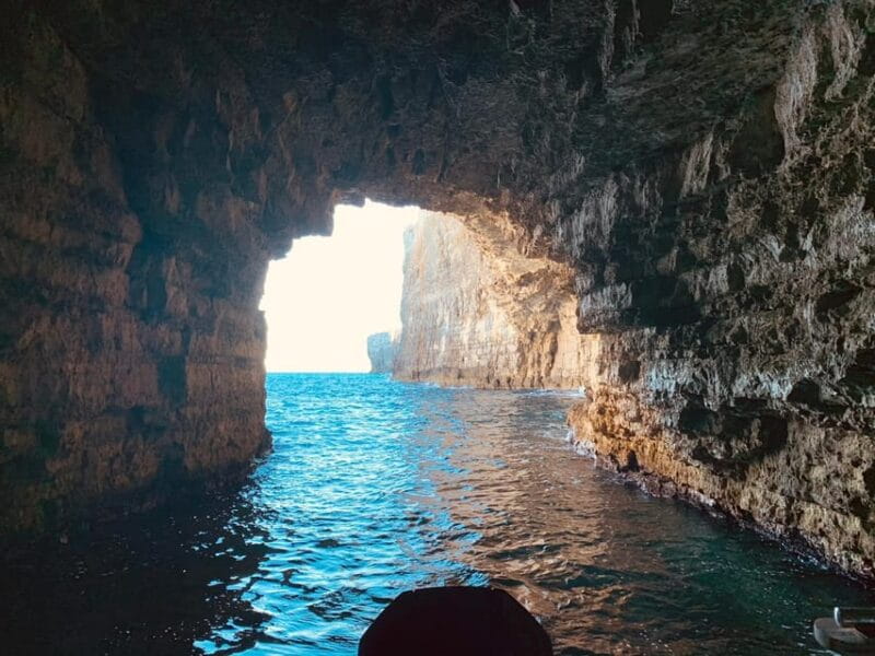 Mellieha: 11:00am Speedboat round Comino Cave 2h Blue Lagoon - Who Is This Tour Best For?