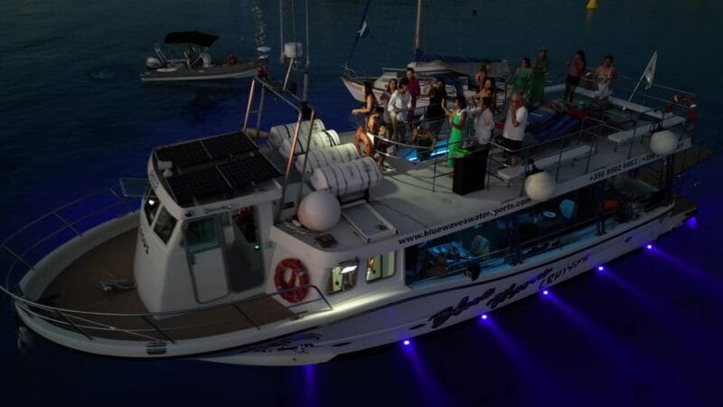 Mellieha: 2 Bay Evening Sunset Cruise Crystal & Blue Lagoon - The Sunset Experience: A Memorable Closure