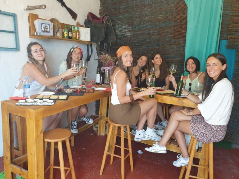 Menorca: Cheesemaking and Farm-Fresh Product Tasting - Price and Overall Value