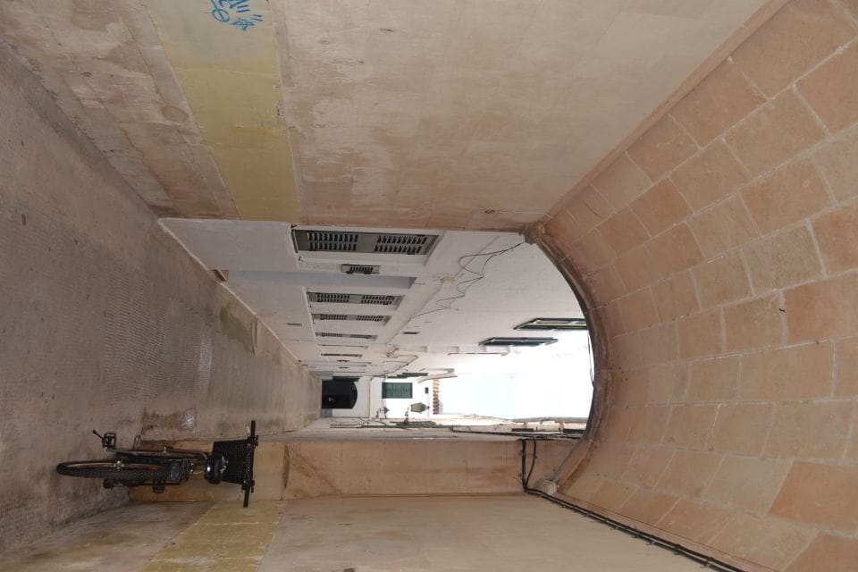 Menorca: Full-Day Island Tour With Guide - Language Options