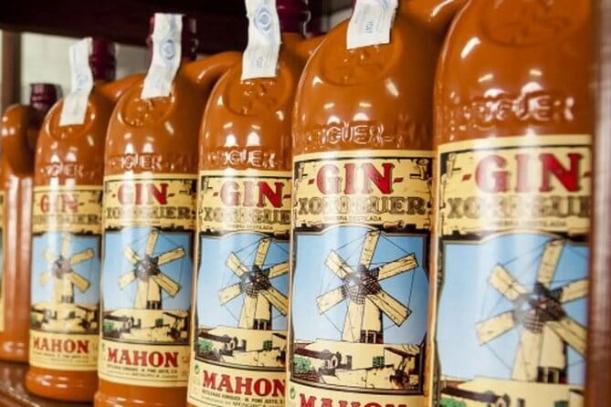 Menorca: Mahon Guided Walking Tour with History & Tastings - The Church of Església del Carme and Folklore