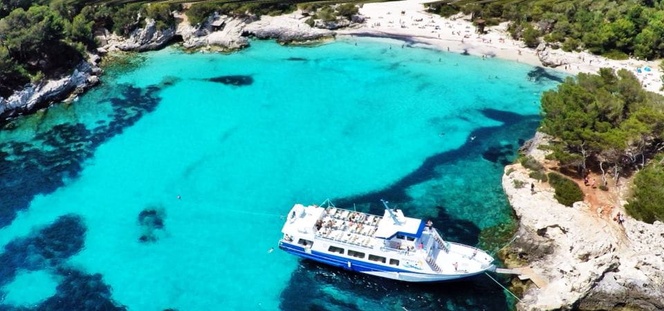 Menorca: Natural Coves and Beaches Boat Trip & Paella Lunch - Boat Trip Experience