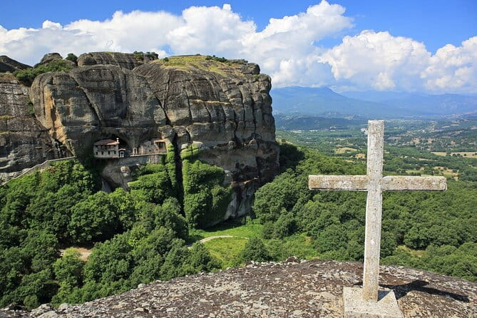 Meteora: Hiking Tour with Local Guide and Monastery Visit - Key Points