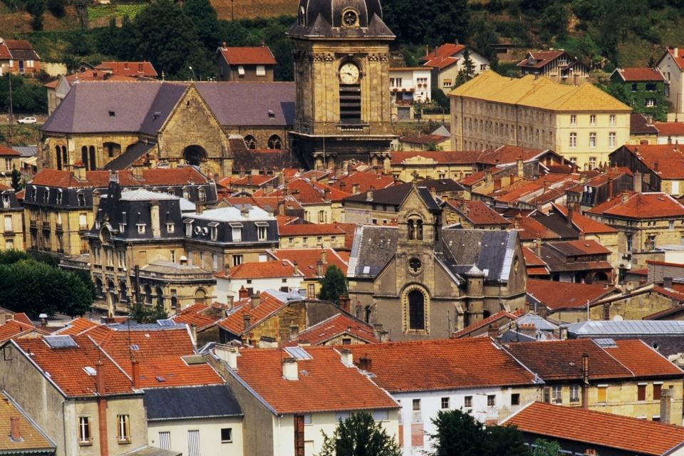 Metz: First Discovery Walk and Reading Walking Tour - Metz Cathedral: Architectural Masterpiece
