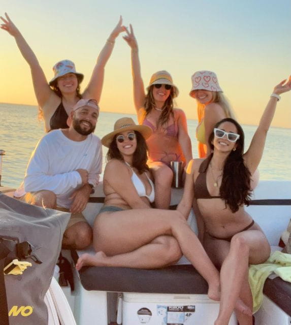 Miami: Private Boat Rental With Champagne and Captain - Inclusions