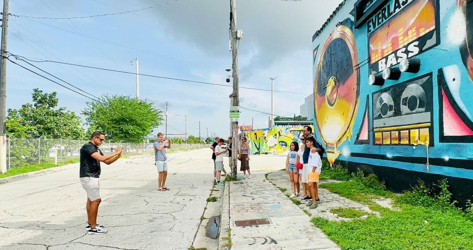 Miami: Sightseeing, Exploring City & Cruise Tour - Pickup and Dropoff