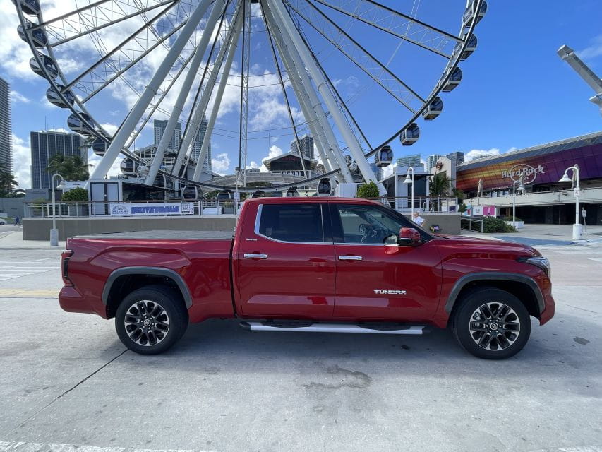 Miami Tour - South Beach, Design District & Wynwood Walls - Tour Experience