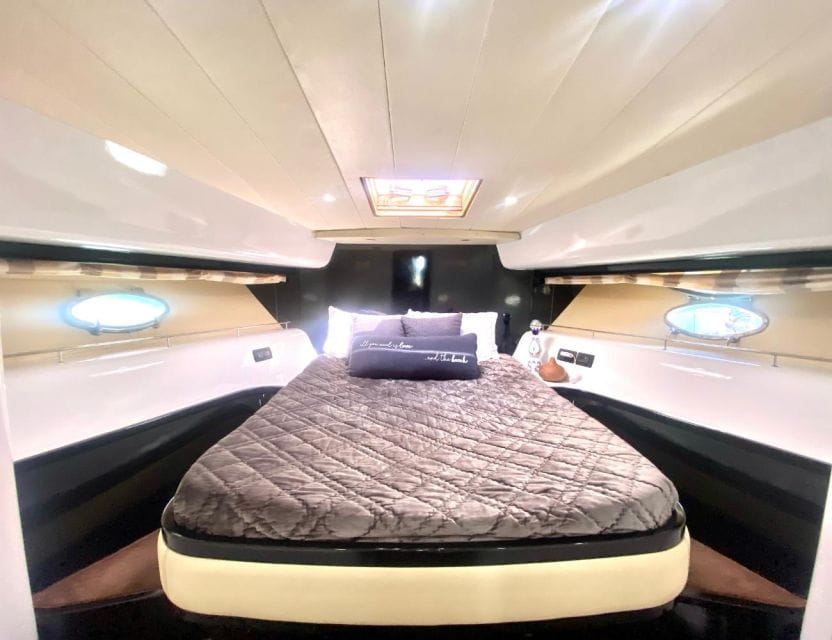 Miami: Yacht and Boat Rentals With Captain - Fun in the Sun