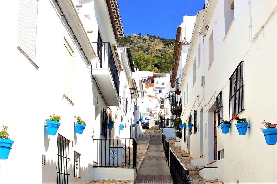 Mijas Pueblo: Private Trip From Costa Del Sol - Mediterranean Views and Old Crafts