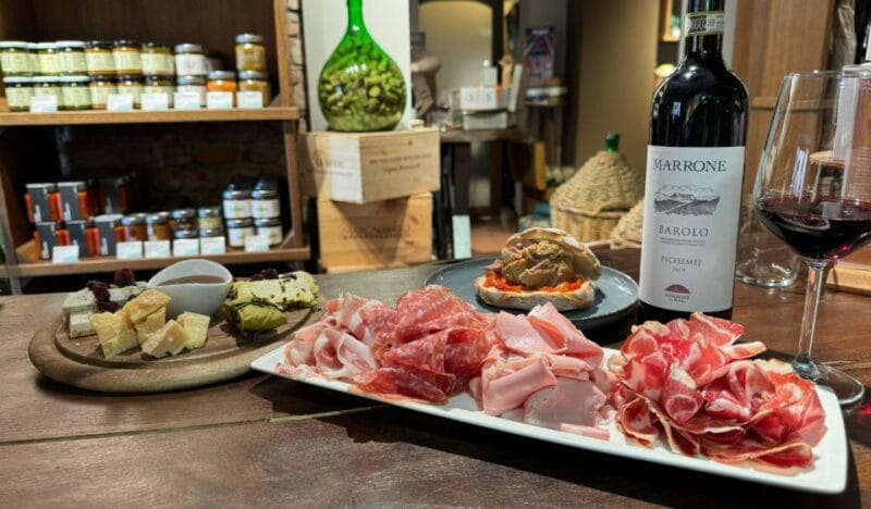 Milan: Aperitivo with Food Selection & a Glass of Wine - What’s Included – and What’s Not