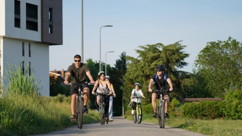 Milan: Bike Tour with Picnic on the turtle lake - FAQ