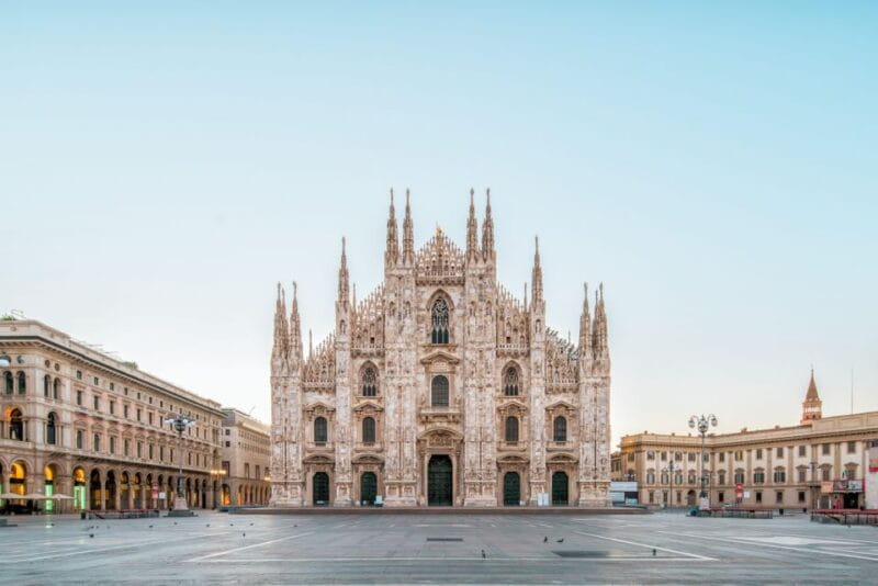 Milan: Cathedral and Terraces Guided Experience - Exploring Milan’s Duomo: An Interior and Rooftop Journey