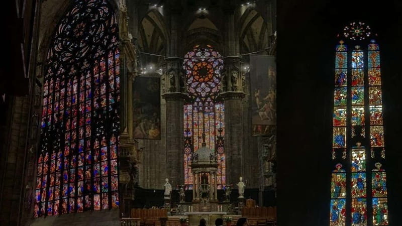 Milan: Duomo Fast-Track & Rooftop Access Tour in Romanian - Discovering Milan’s Iconic Cathedral: A Practical and Enriching Tour